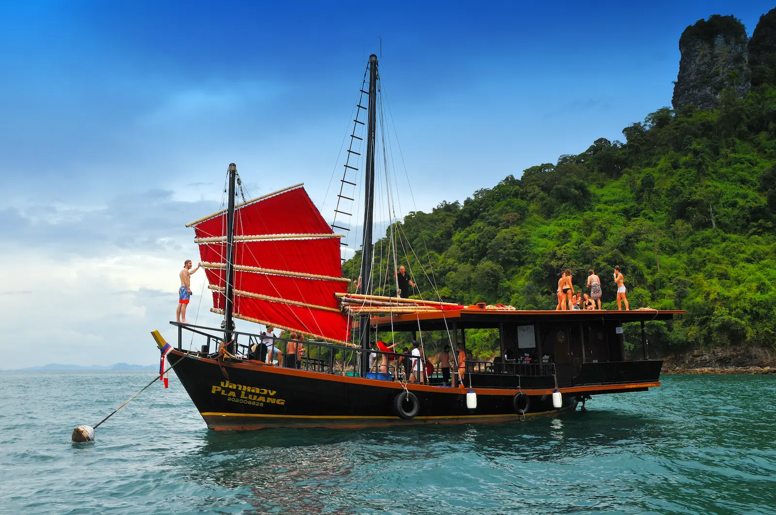 Wooden Siamese Junk Boat